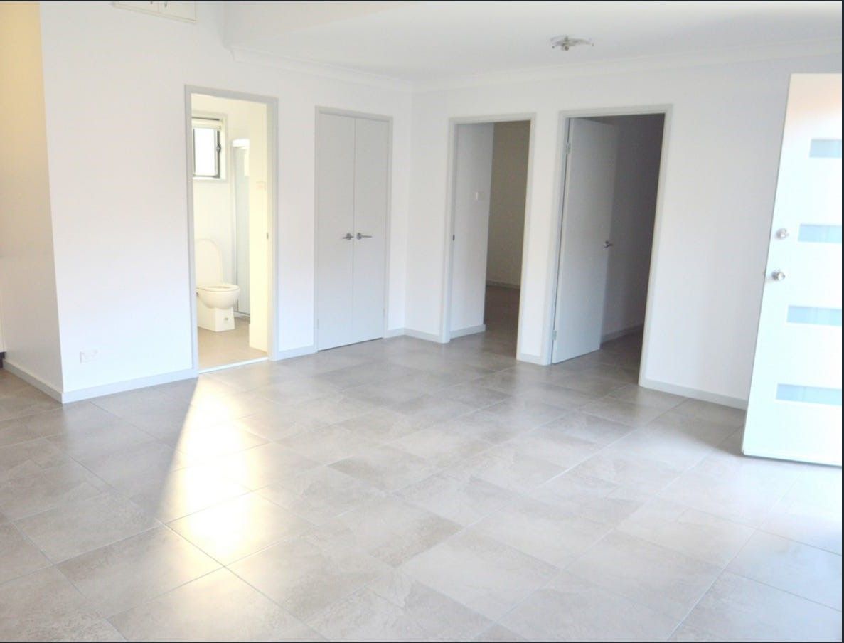 284A Whitford Road, Green Valley NSW 2168 House For Rent 490 Domain