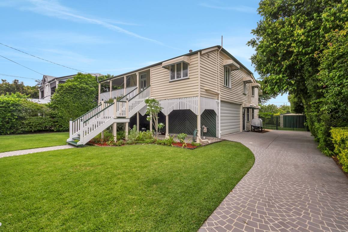 44 Plumer Street Sherwood 4075 - Image 3