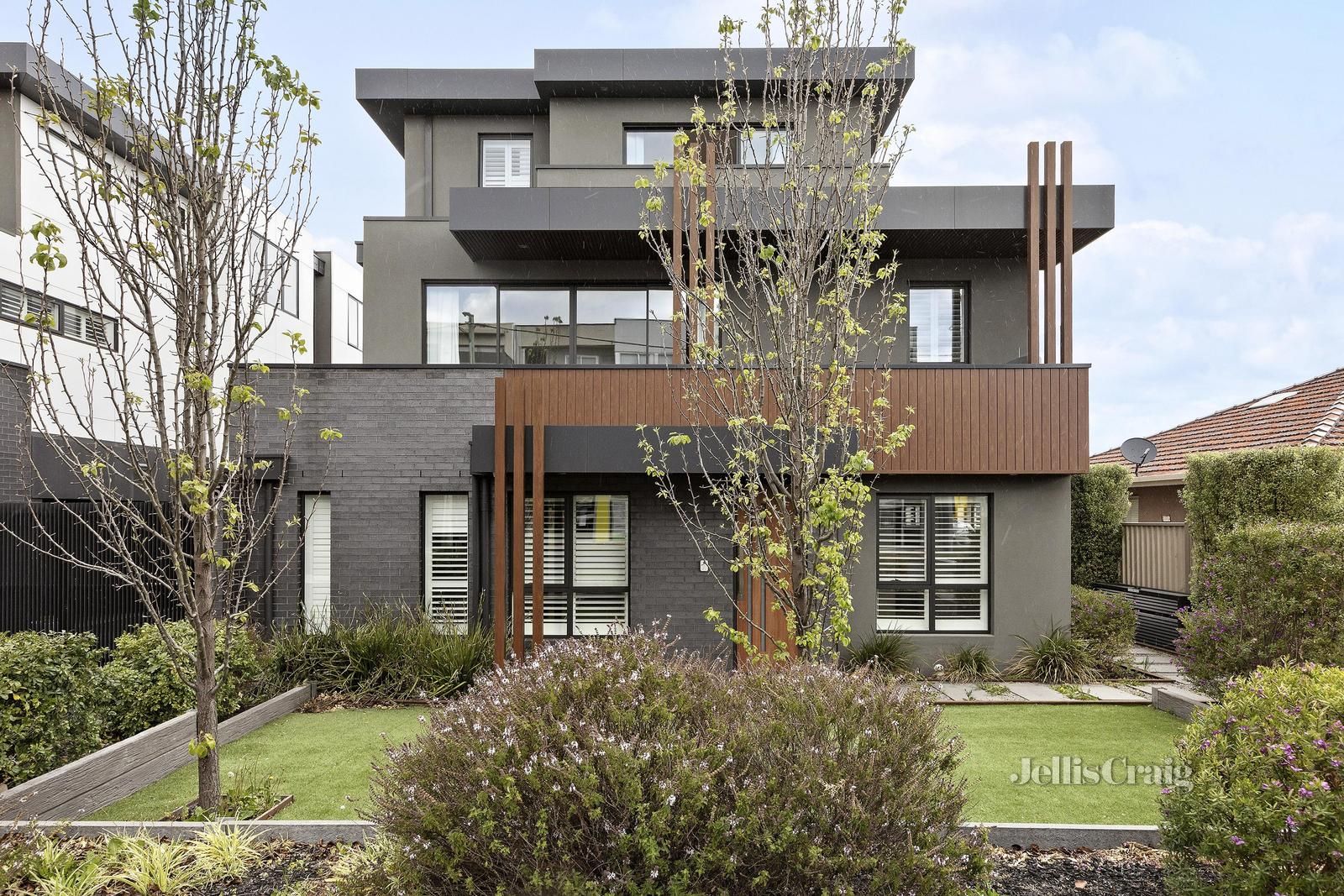 3 bedrooms Townhouse in 7/15-17 Hotham Road NIDDRIE VIC, 3042