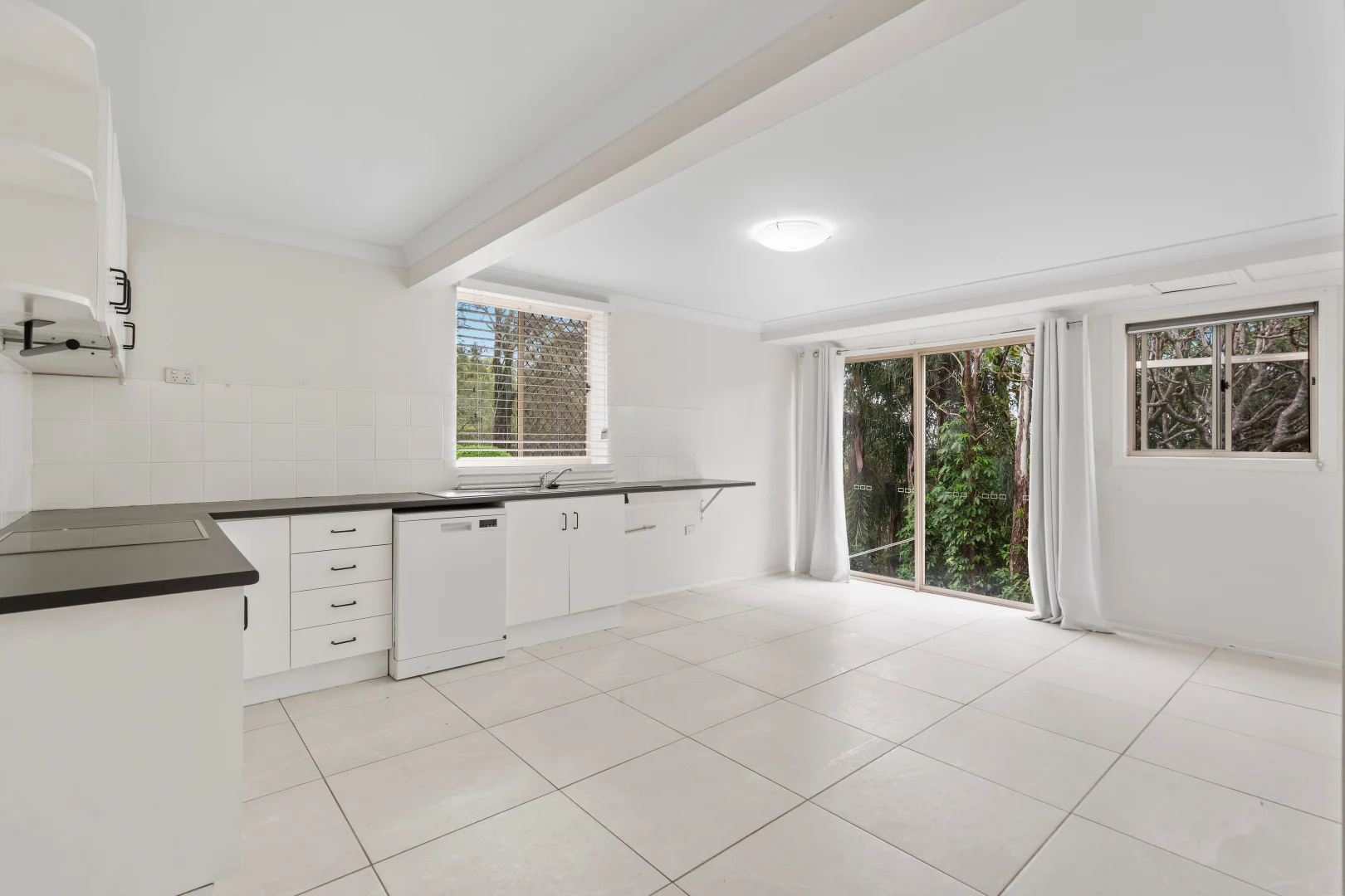 Additional image 8 of 5 Bayview Drive, Tanah Merah QLD 4128