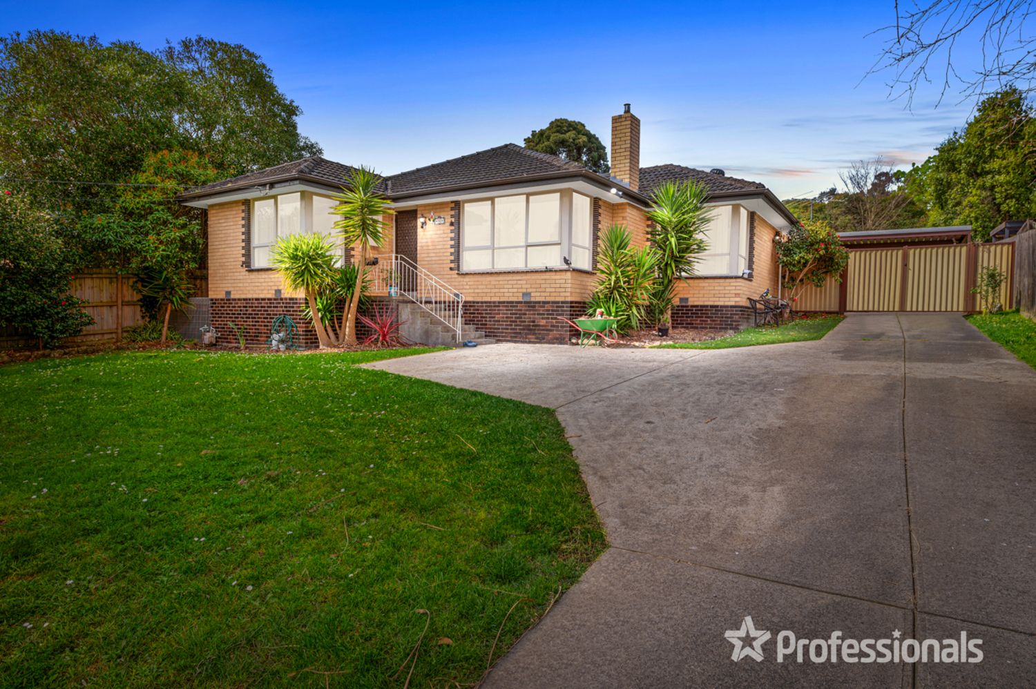 32 Tamworth Road, Kilsyth VIC 3137, Image 1