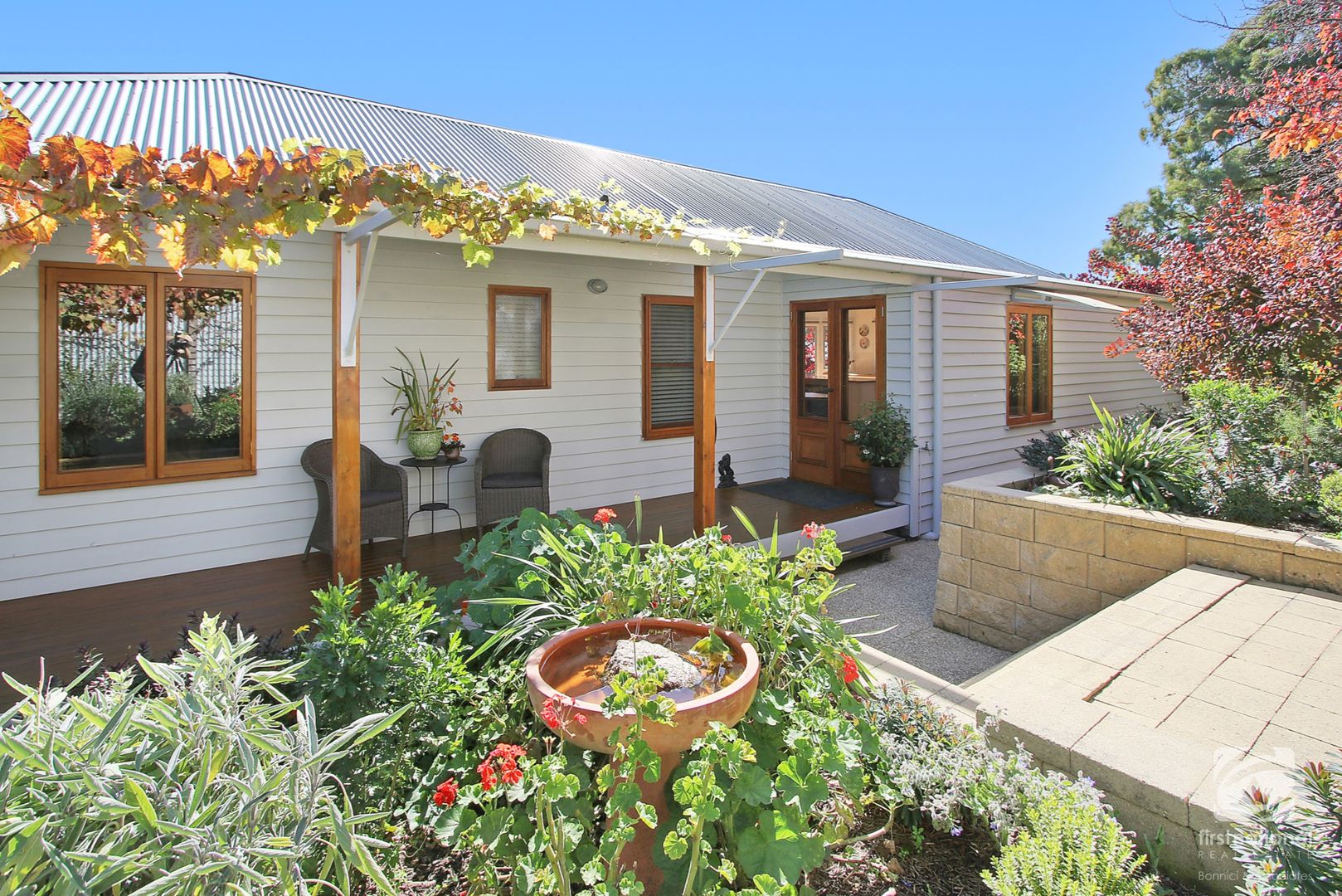 9A Ford Street, Beechworth VIC 3747, Image 2