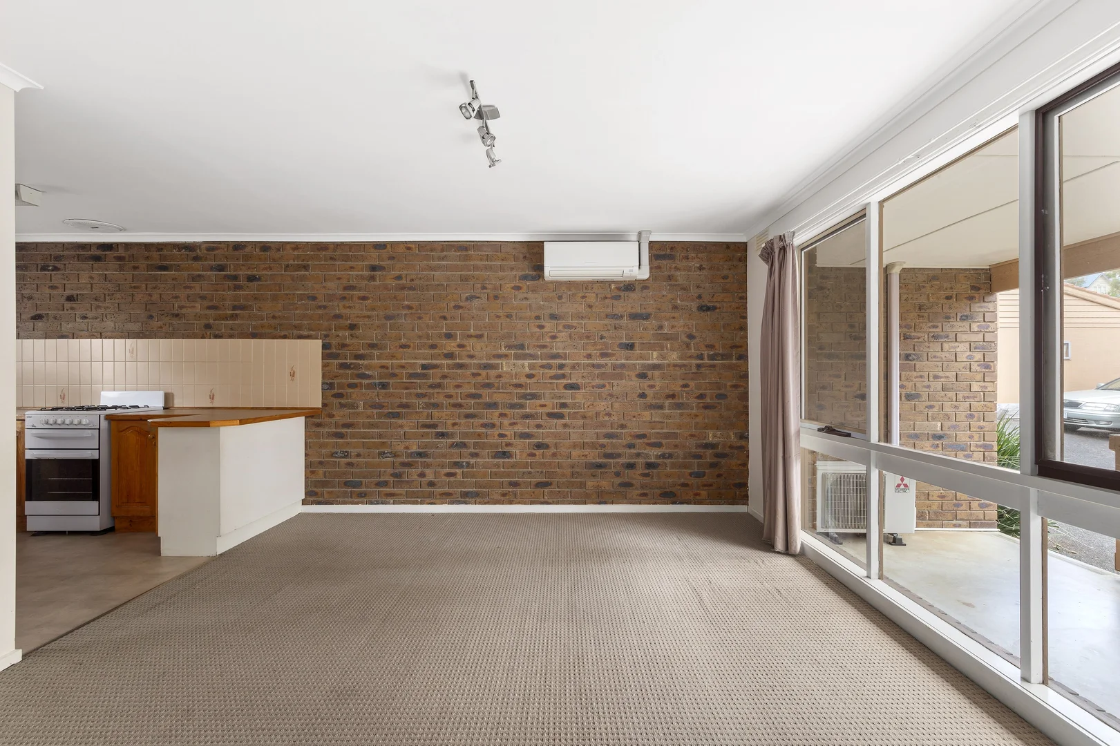 Additional image 3 of 3/17 Gladstone Road, Briar Hill VIC 3088