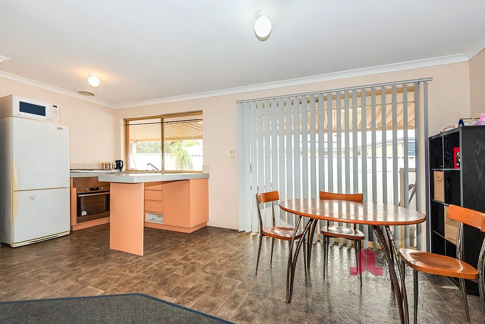 11 Chadd Court, Usher WA 6230, Image 2