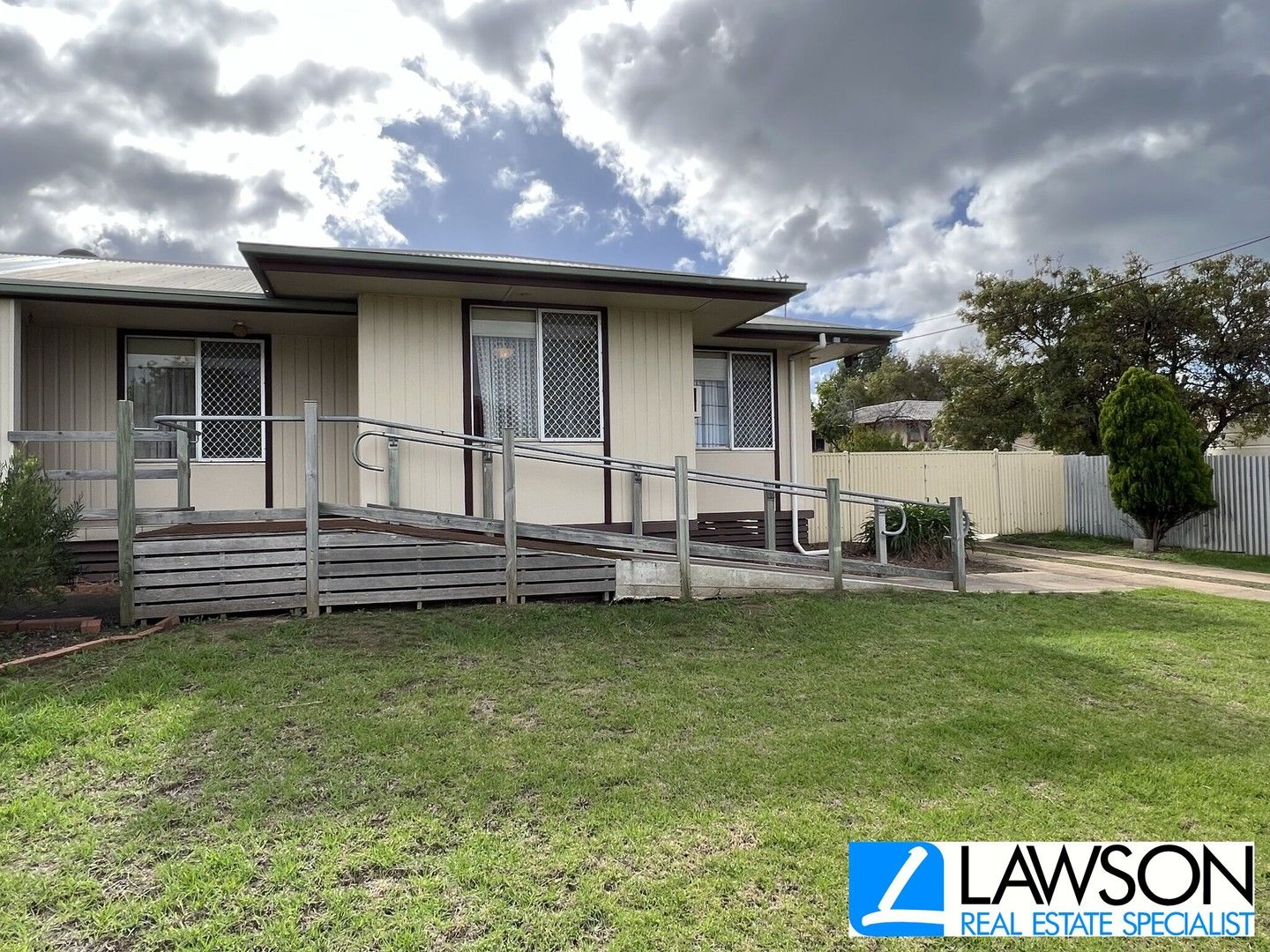 3 bedrooms Duplex in 19 Hecla Street PORT LINCOLN SA, 5606