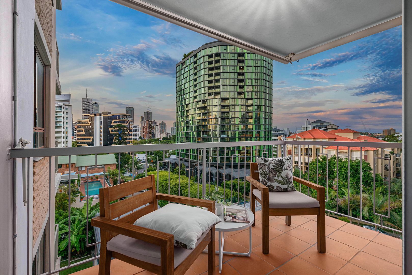 17/83 O'Connell Street, Kangaroo Point QLD 4169, Image 1