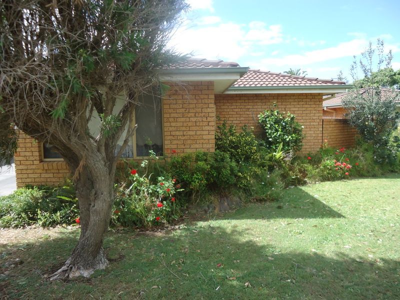 2 bedrooms Villa in 5/4 Bay Road THE ENTRANCE NSW, 2261