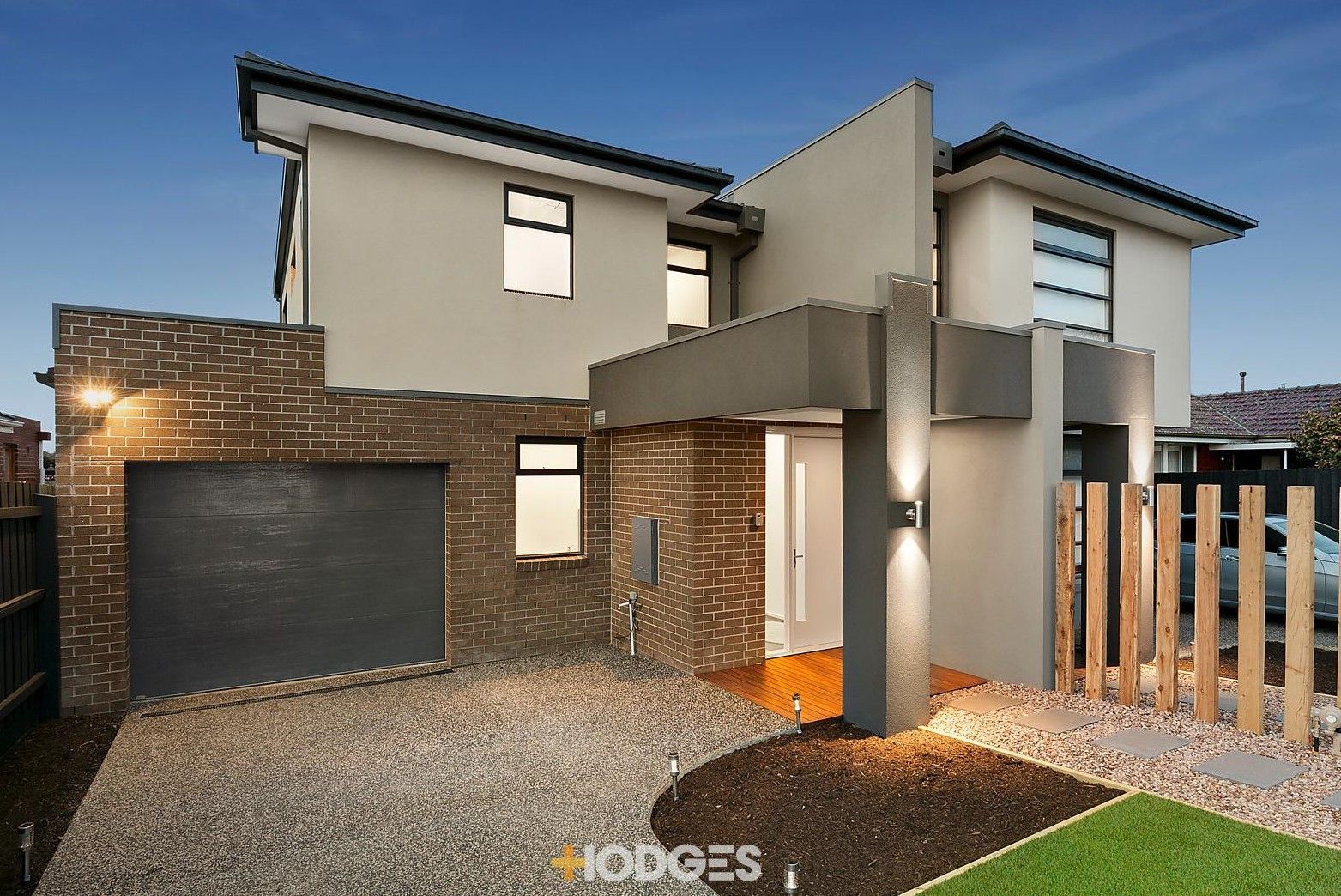 4 bedrooms Townhouse in 19A Huntley Road BENTLEIGH VIC, 3204