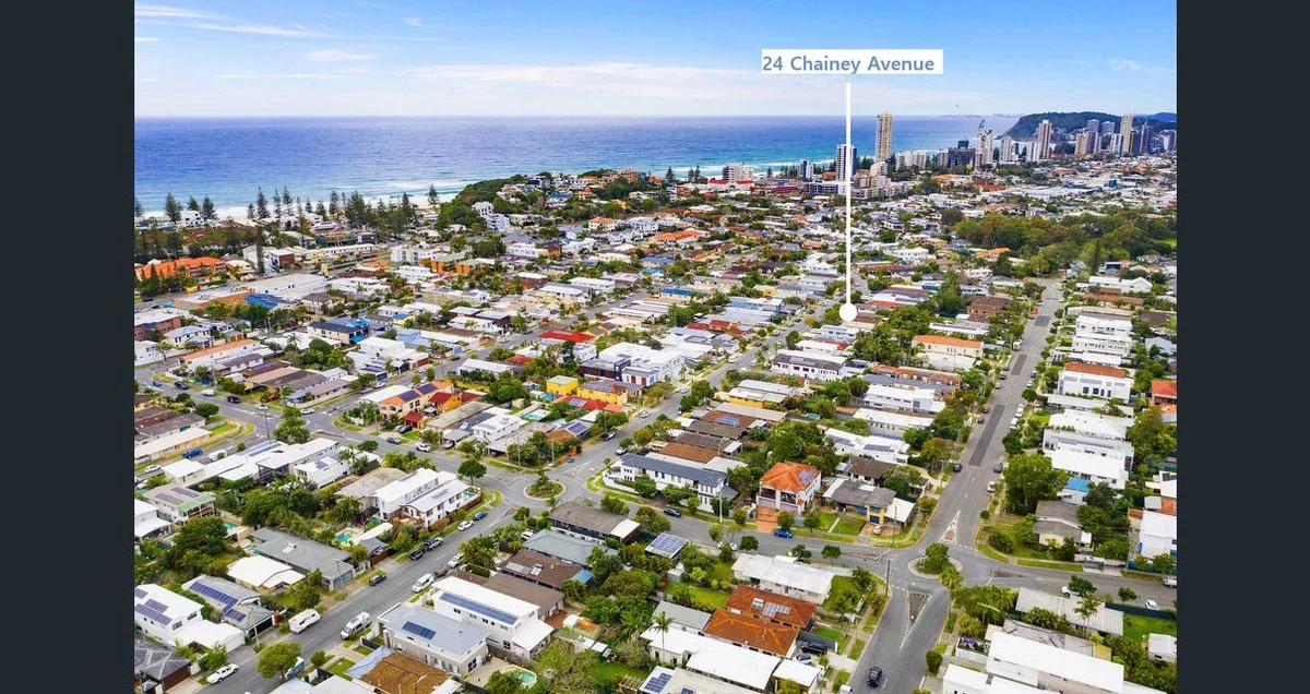 24 Chainey Av,, Miami QLD 4220