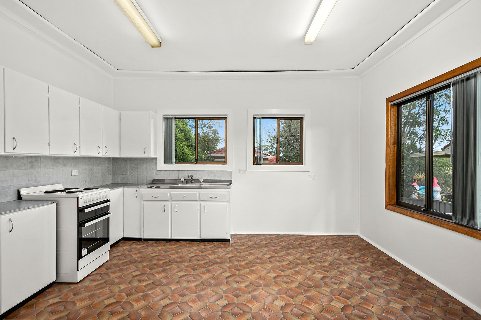 410 Forest Road, Kirrawee NSW 2232 House For Rent 790 Domain