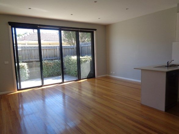 2/43 Watt St, Oak Park VIC 3046, Image 1