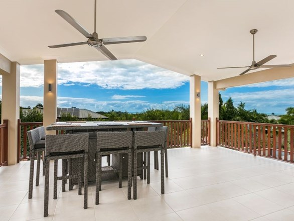 23 Macarthur Close, Palm Cove QLD 4879