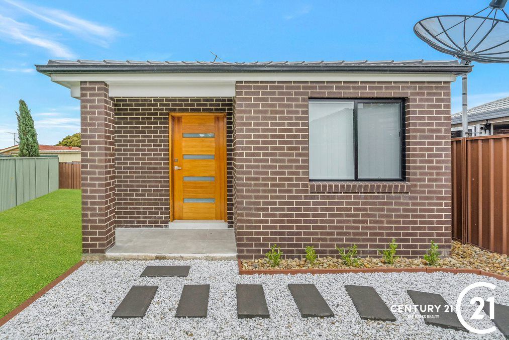 2 bedrooms Apartment / Unit / Flat in 8A Kilcarn Place WAKELEY NSW, 2176
