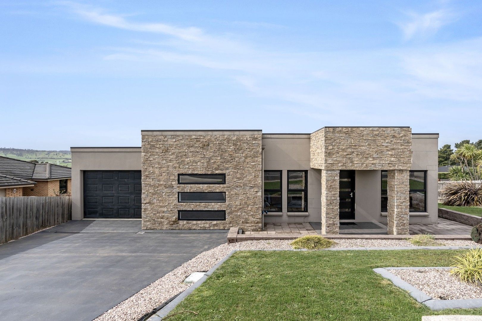 4 bedrooms House in 15 Dorothy Court YOUNGTOWN TAS, 7249
