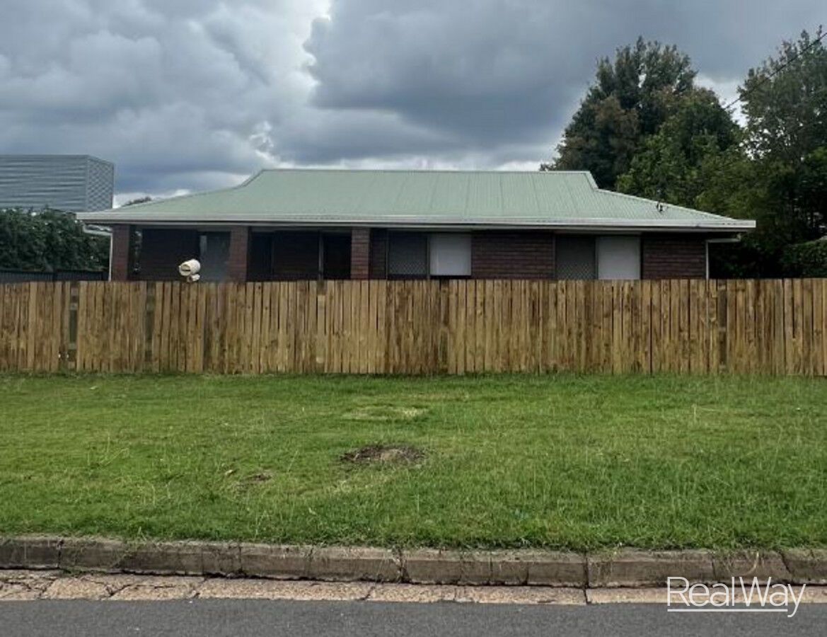 3 bedrooms House in 2 Greenham Street RACEVIEW QLD, 4305