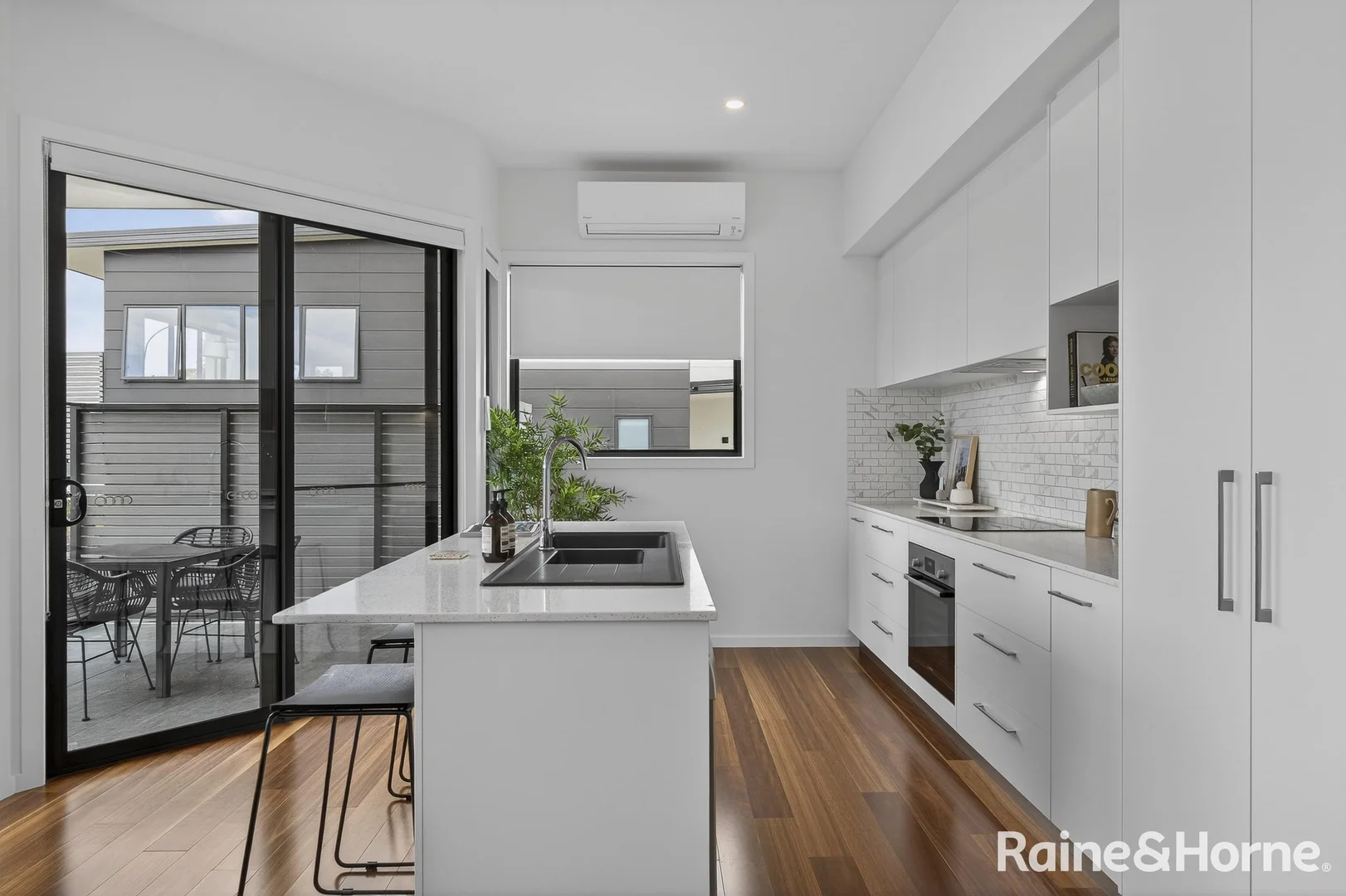 Additional image 10 of 10/60 Auburn Road, Kingston Beach TAS 7050