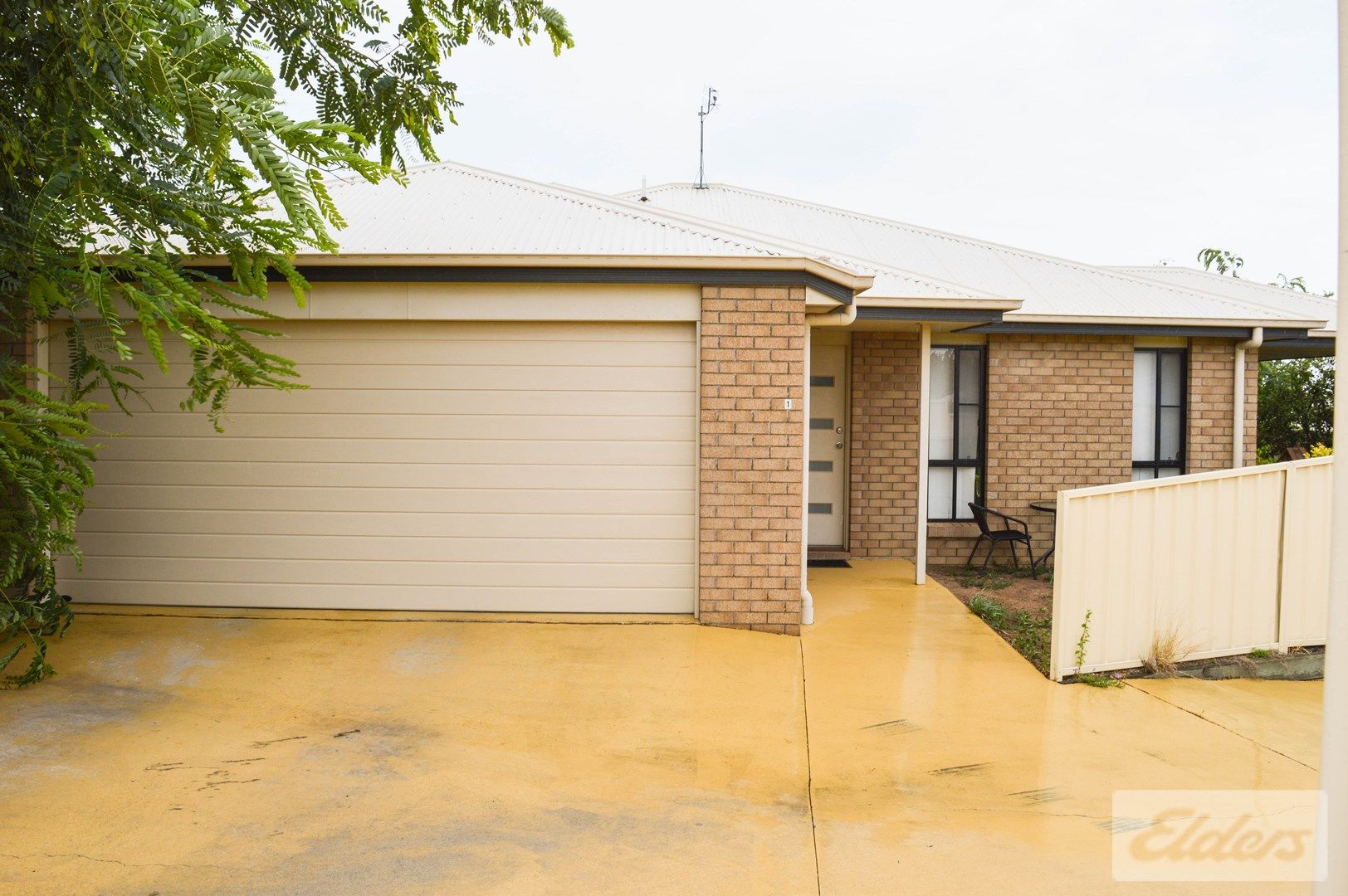 Unit 1/20 Lookout Place, Rosenthal Heights QLD 4370, Image 0