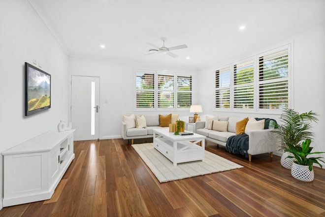 Picture of 1/122-124 Russell Avenue, DOLLS POINT NSW 2219