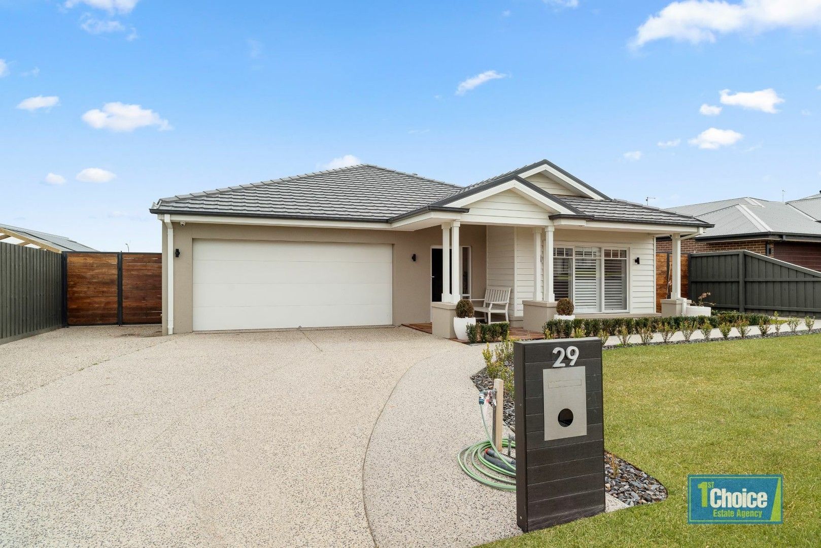 4 bedrooms House in 29 Giacco Bvd LANG LANG VIC, 3984