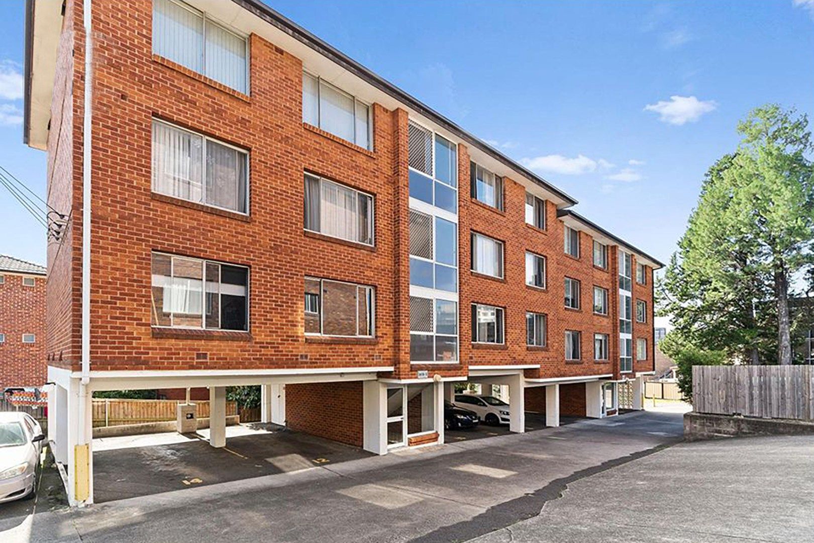 2 bedrooms Apartment / Unit / Flat in 11/5 Maxim Street, WEST RYDE NSW, 2114