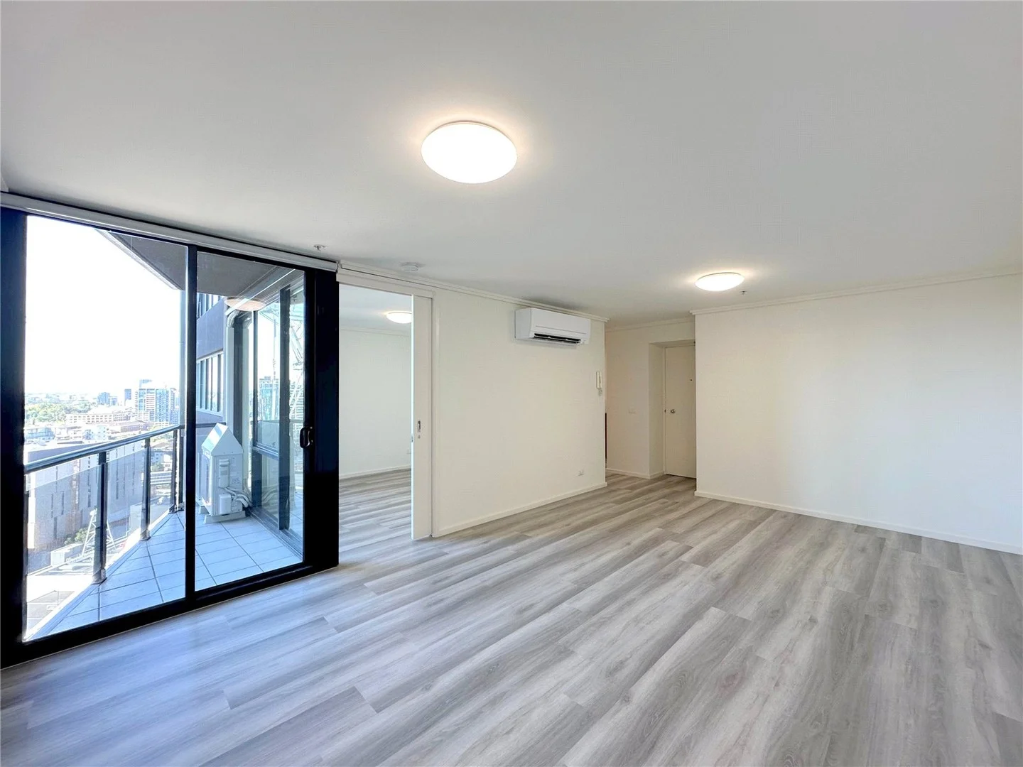 221/22 Kavanagh Street, Southbank VIC 3006