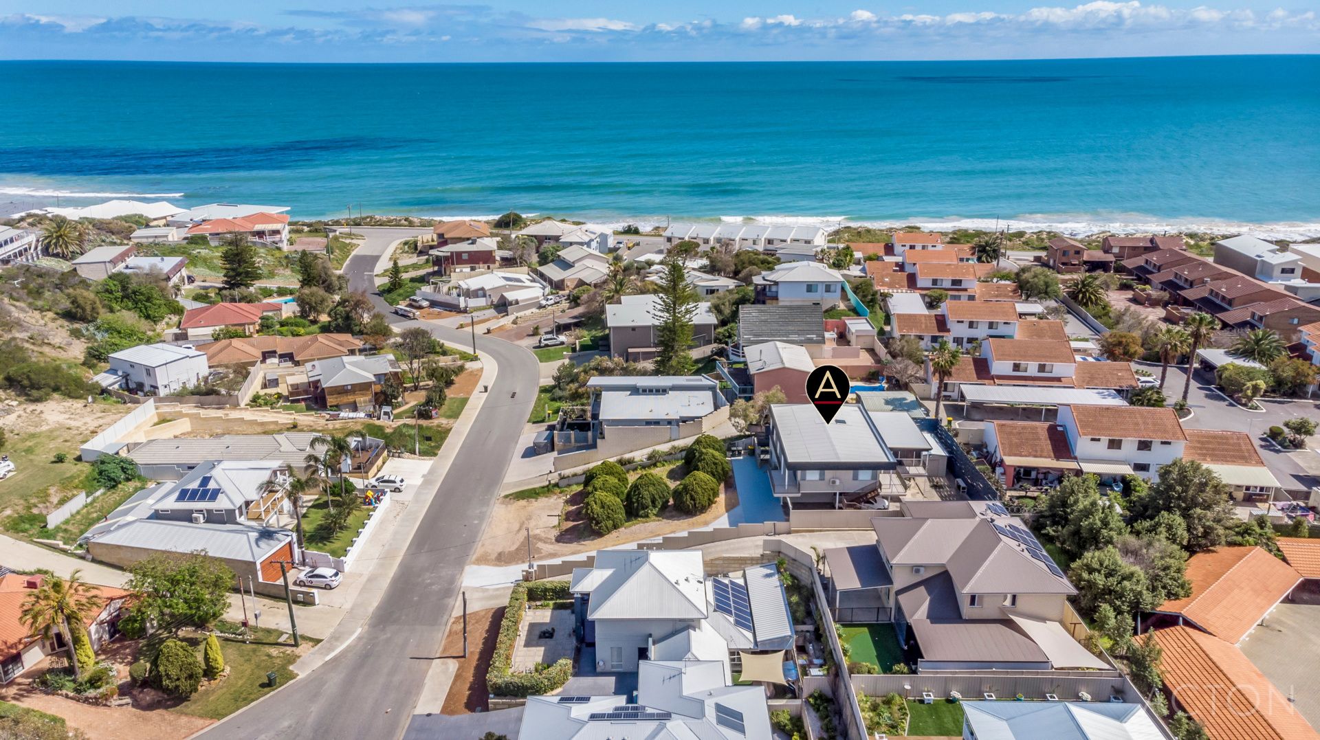 16B Valley Road, Halls Head WA 6210, Image 1