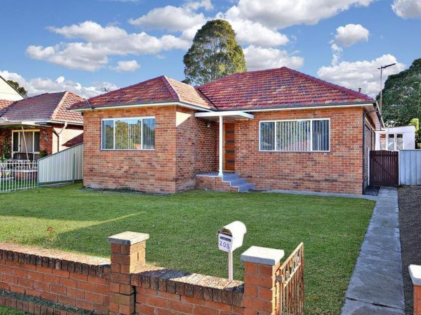 208 The River Road, Revesby NSW 2212 House For Rent 725 Domain