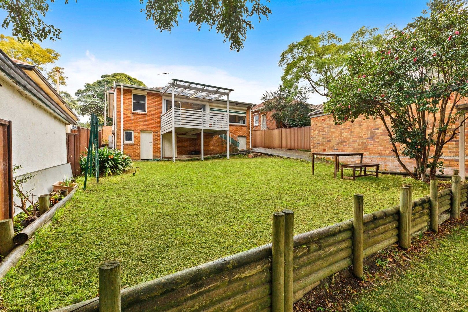 3 bedrooms House in 199 Eastern Valley Way MIDDLE COVE NSW, 2068