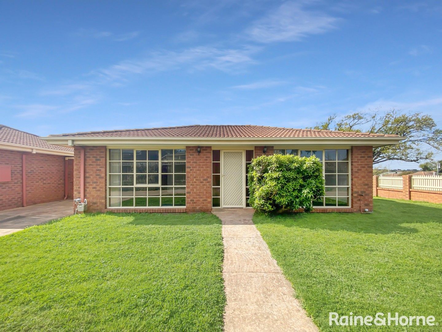 1/36 Ligar Street, Sunbury VIC 3429, Image 0