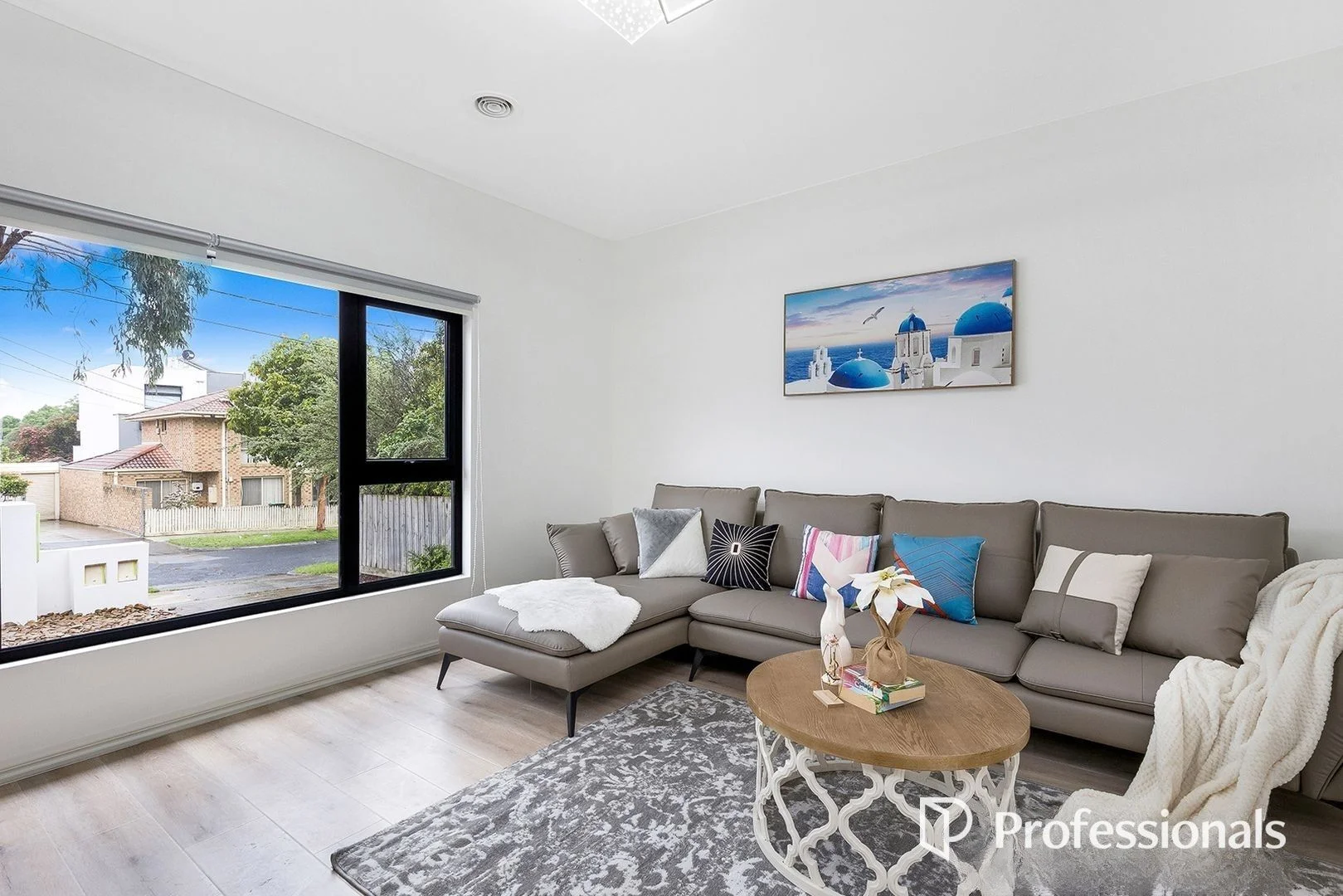 Primary image of 1/1 Peacock Street, Burwood VIC 3125