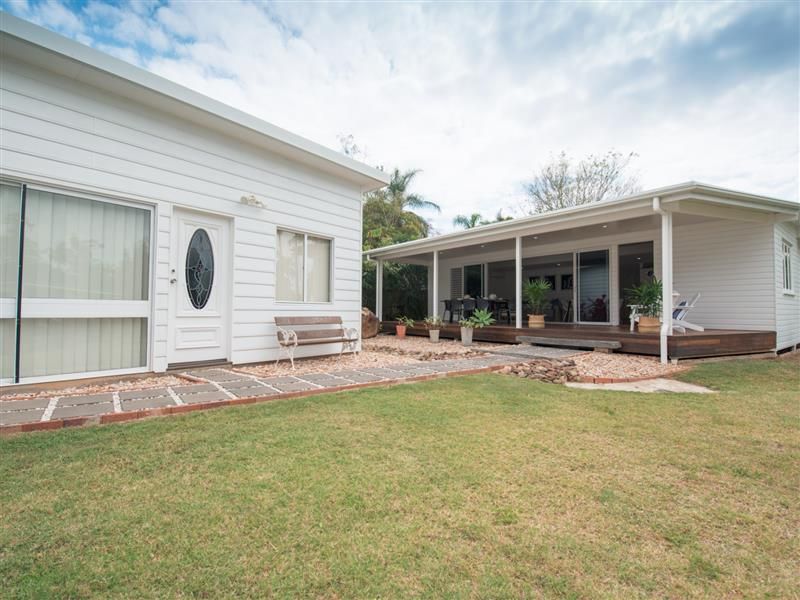 Stafford Heights QLD 4053 4 beds house for Sale, under Contract