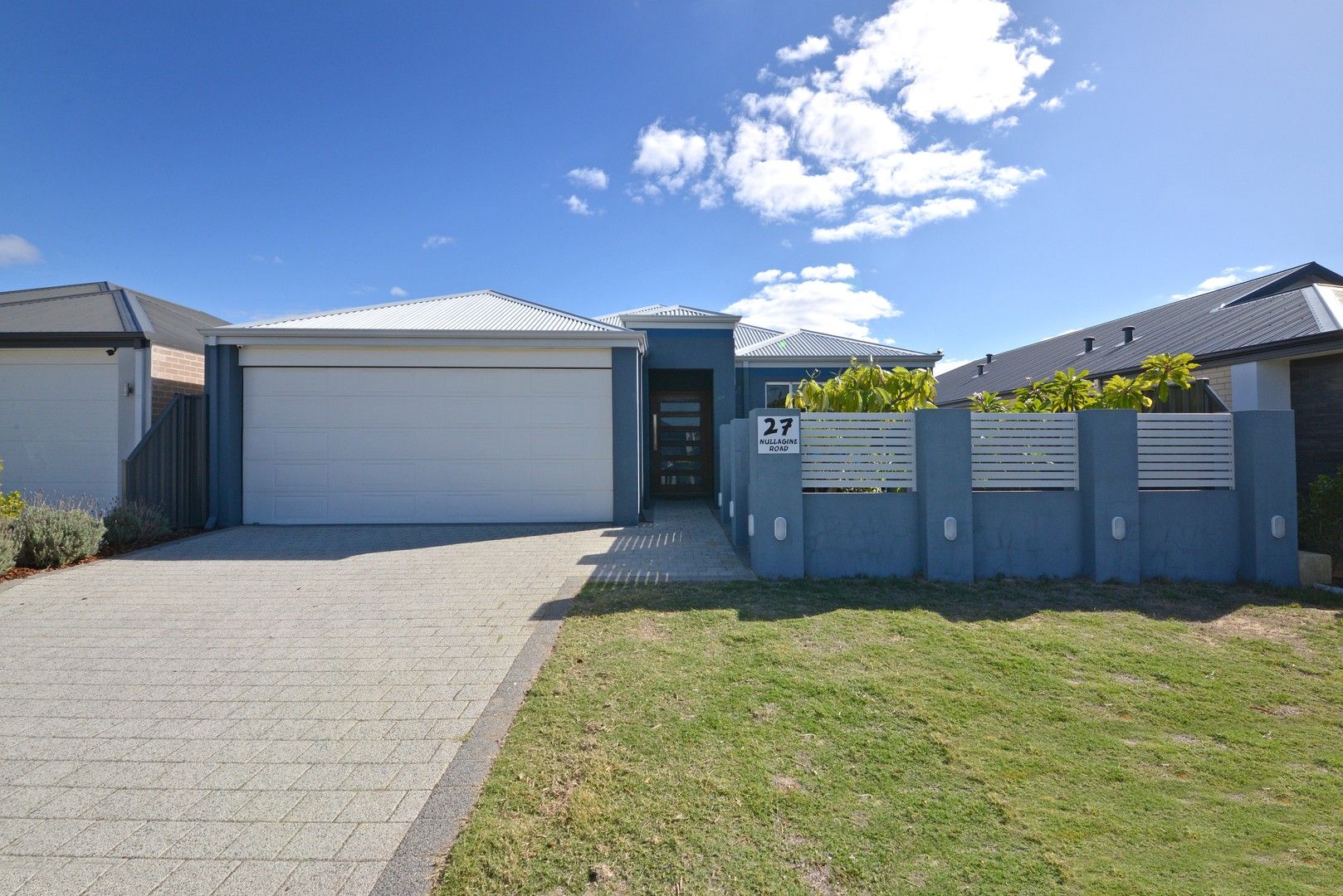 4 bedrooms House in 27 Nullagine Road BANKSIA GROVE WA, 6031