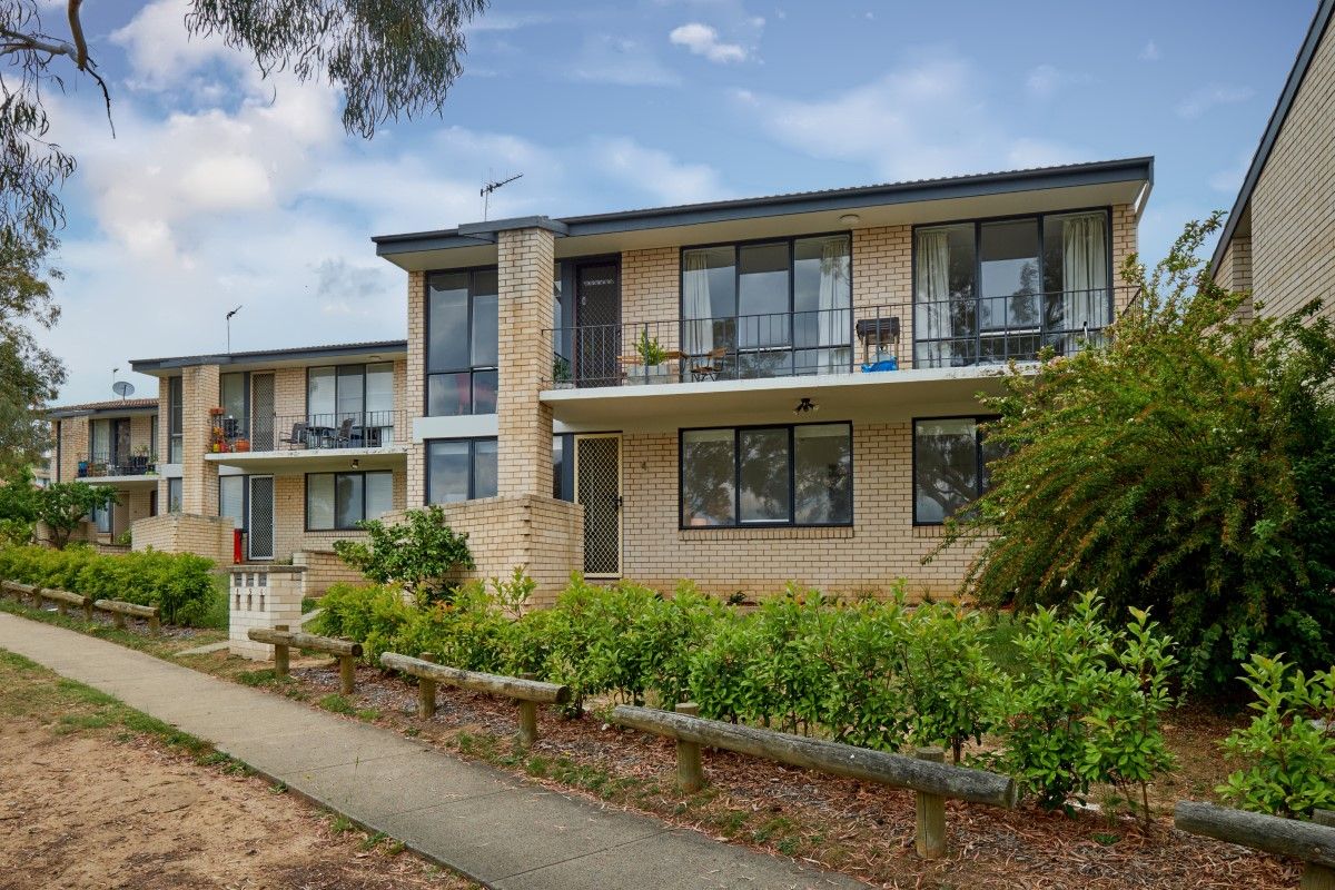 4/92 Hodgson Crescent, Pearce ACT 2607, Image 2