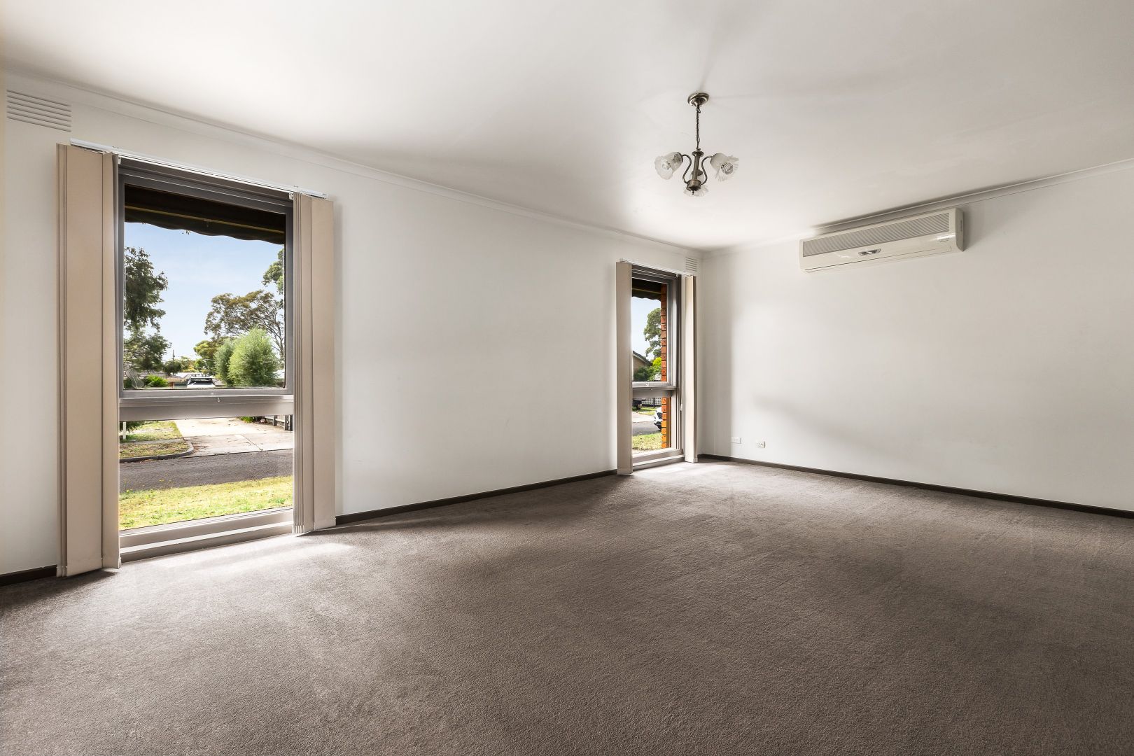 11 Fantail Court, Carrum Downs VIC 3201, Image 2