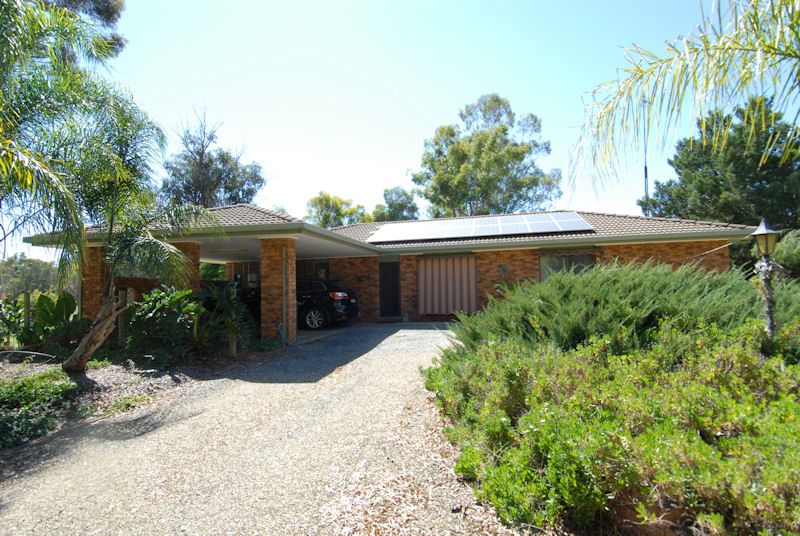 85 COOINDA LANE, Deniliquin NSW 2710, Image 0