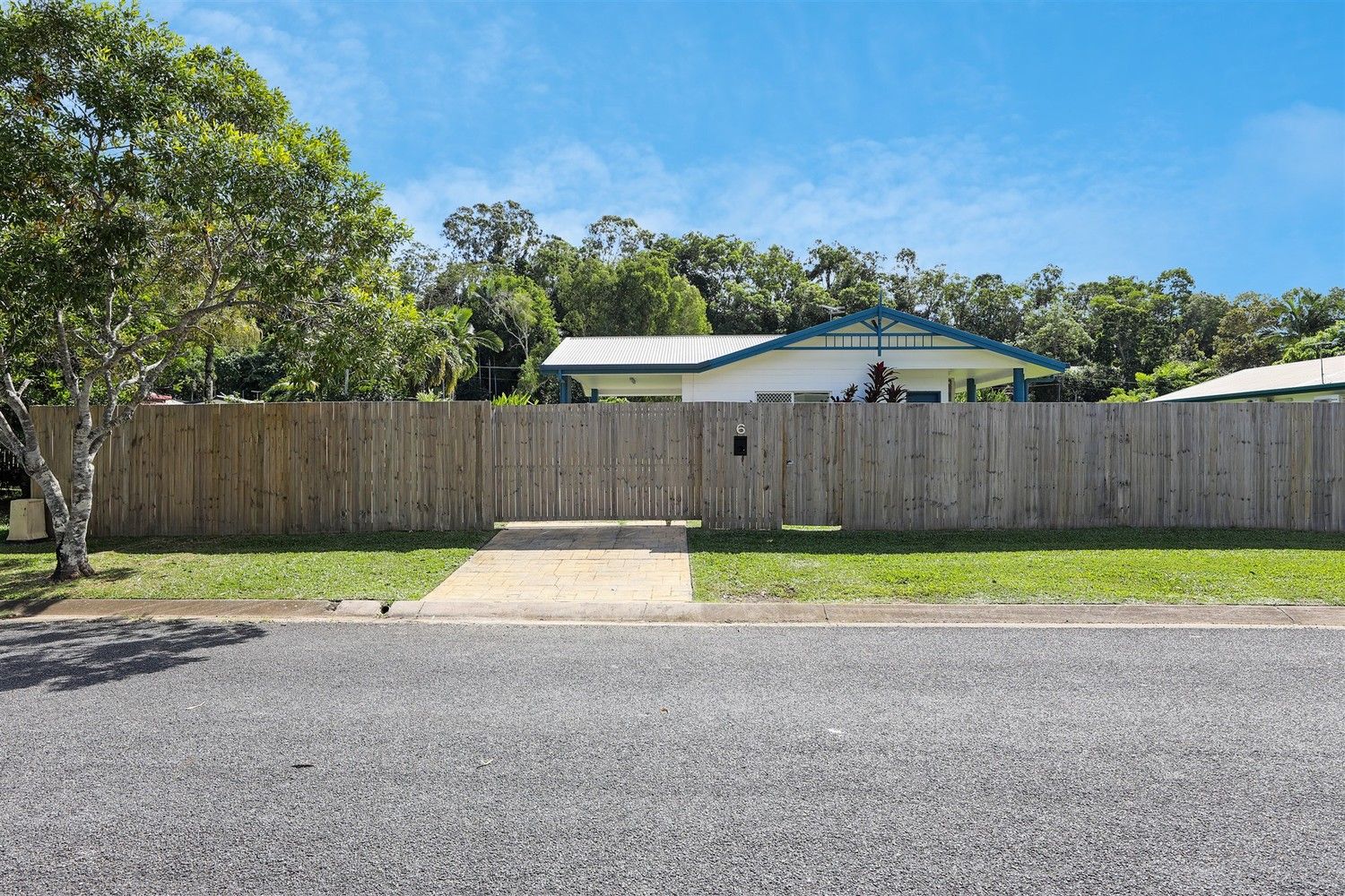 6 Cracknell Road, White Rock QLD 4868, Image 2