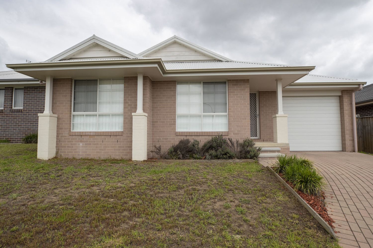 25 Finch Crescent, Aberglasslyn NSW 2320, Image 0