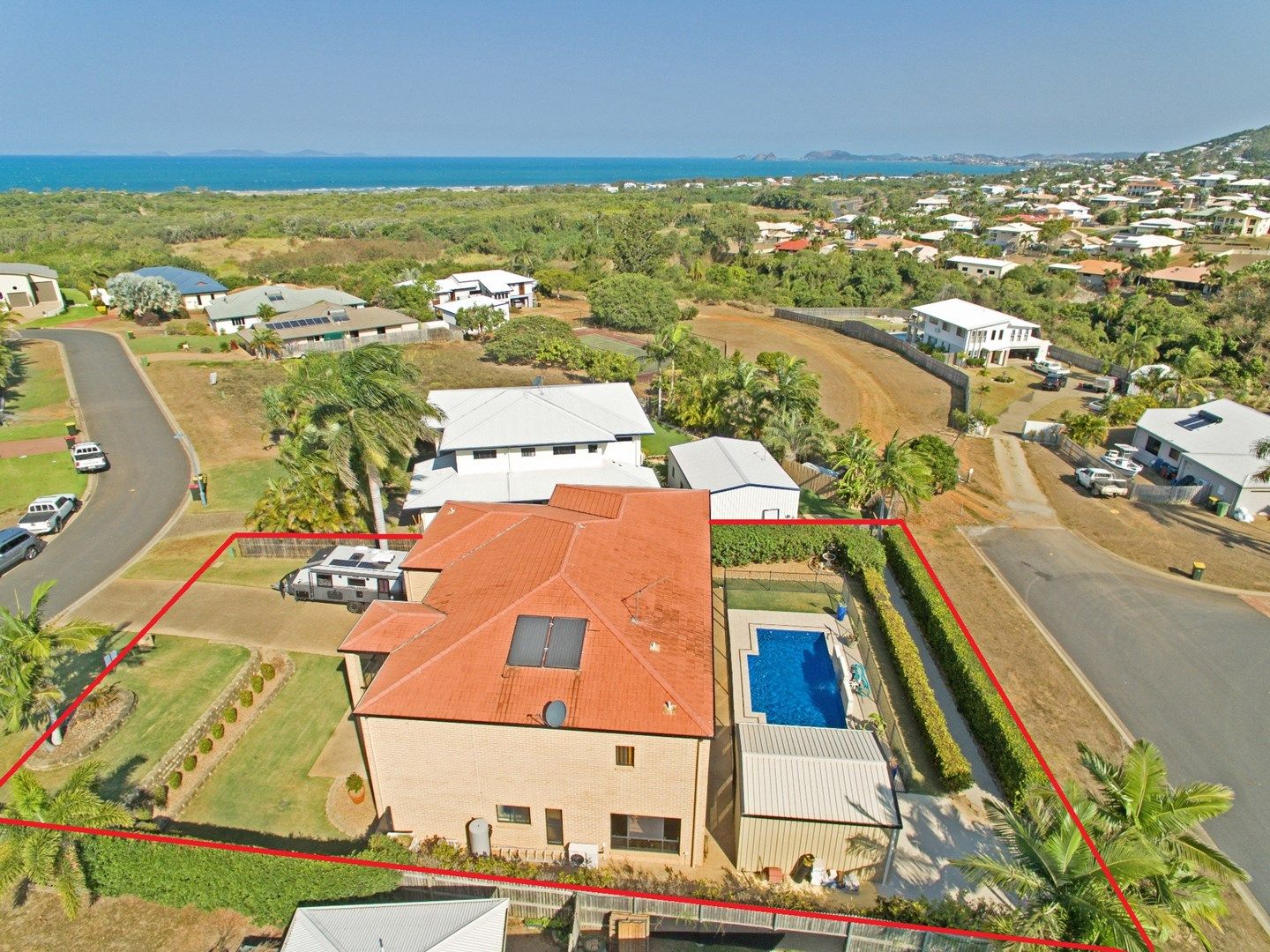 4 Miami Crescent, Pacific Heights QLD 4703, Image 0