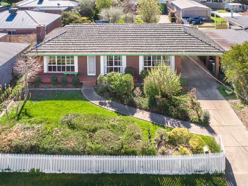 20 Hamilton Street, Riddells Creek VIC 3431, Image 0