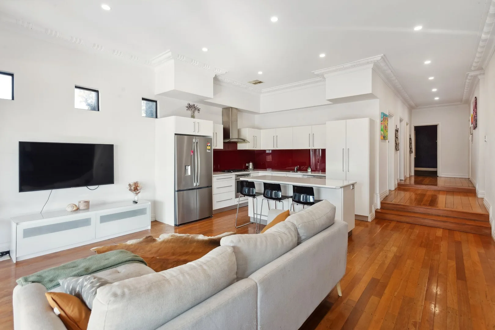 Additional image 2 of 9 OXCLIFFE ROAD, Doubleview WA 6018