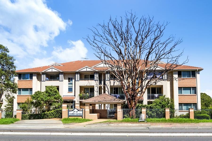 2 bedrooms Apartment / Unit / Flat in 25/392-402 Windsor Road BAULKHAM HILLS NSW, 2153