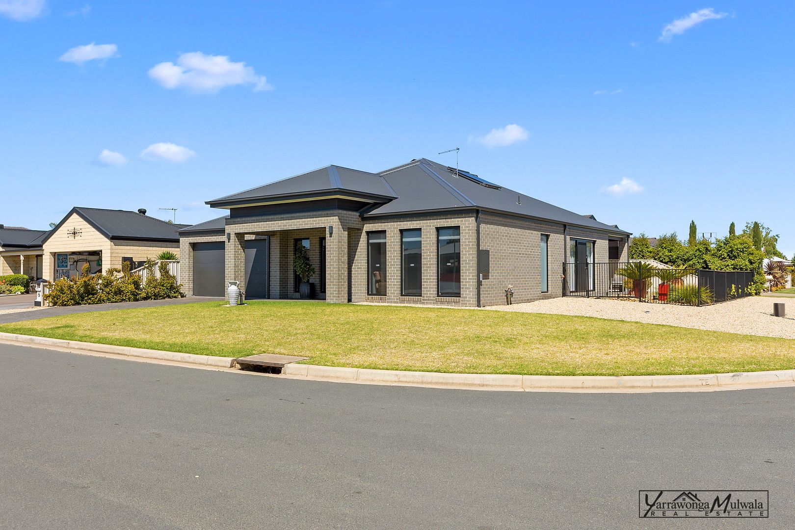 9 Mitchel Drive, Yarrawonga VIC 3730 Domain
