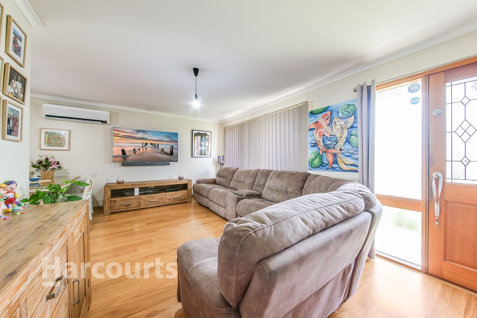 6 Tununda Place, Eschol Park NSW 2558, Image 1