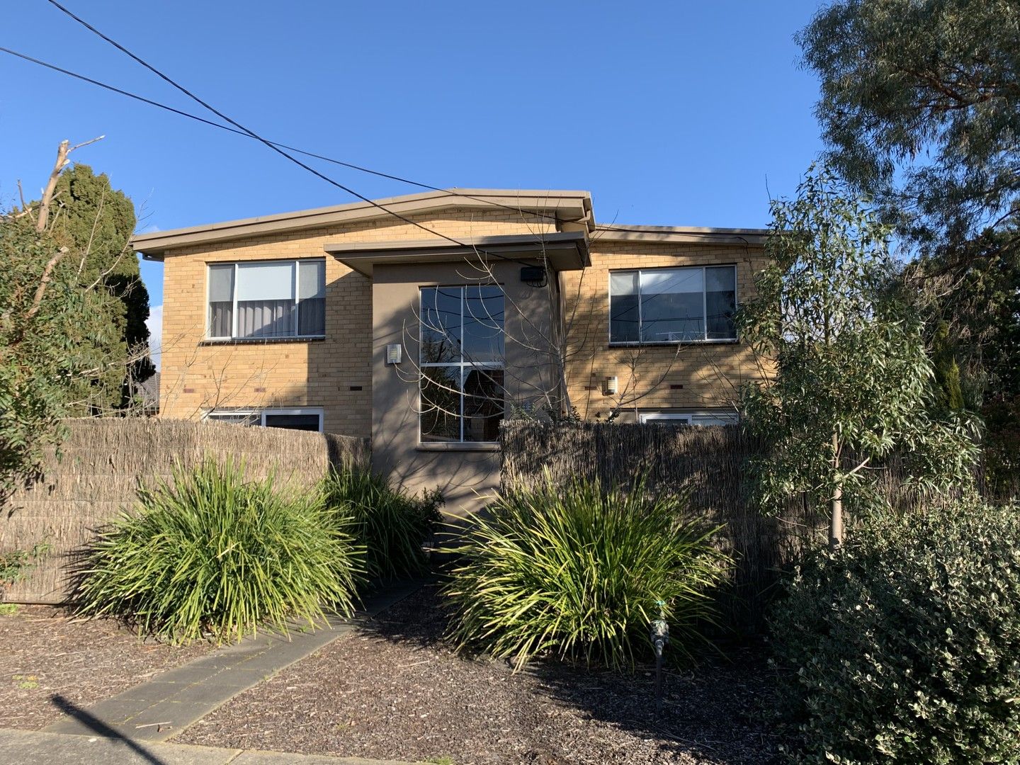 2 bedrooms Apartment / Unit / Flat in 2/4 Reid Street FRANKSTON VIC, 3199