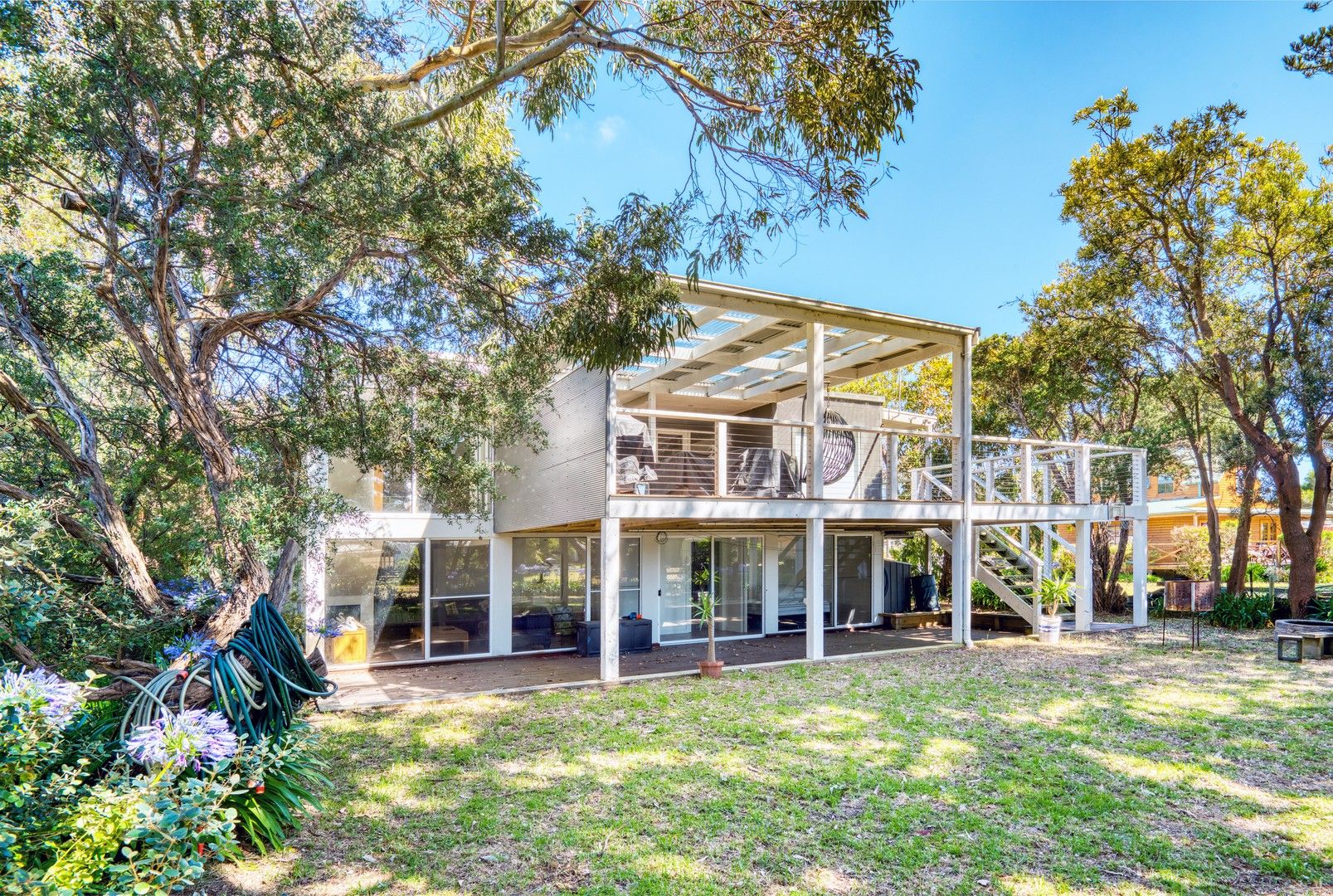 4 bedrooms House in 5 Neptune Street VENUS BAY VIC, 3956
