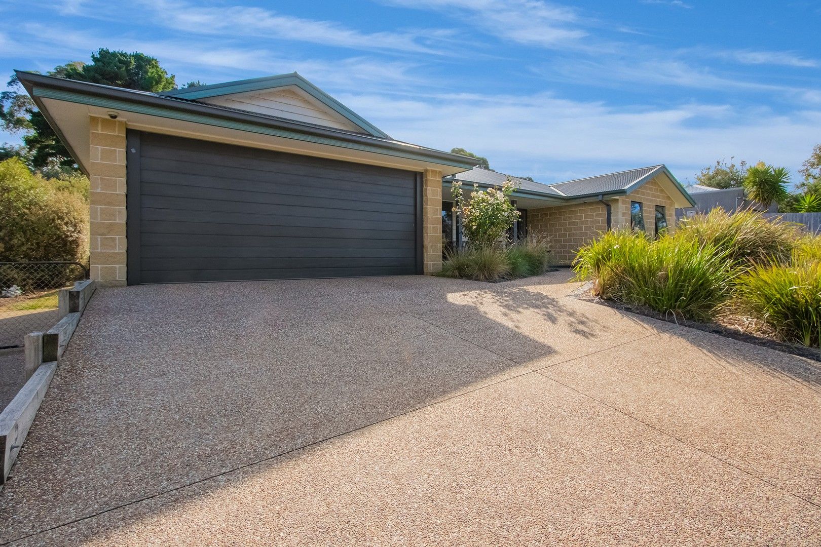 4 bedrooms House in 28 Goldsmith Street SOMERS VIC, 3927