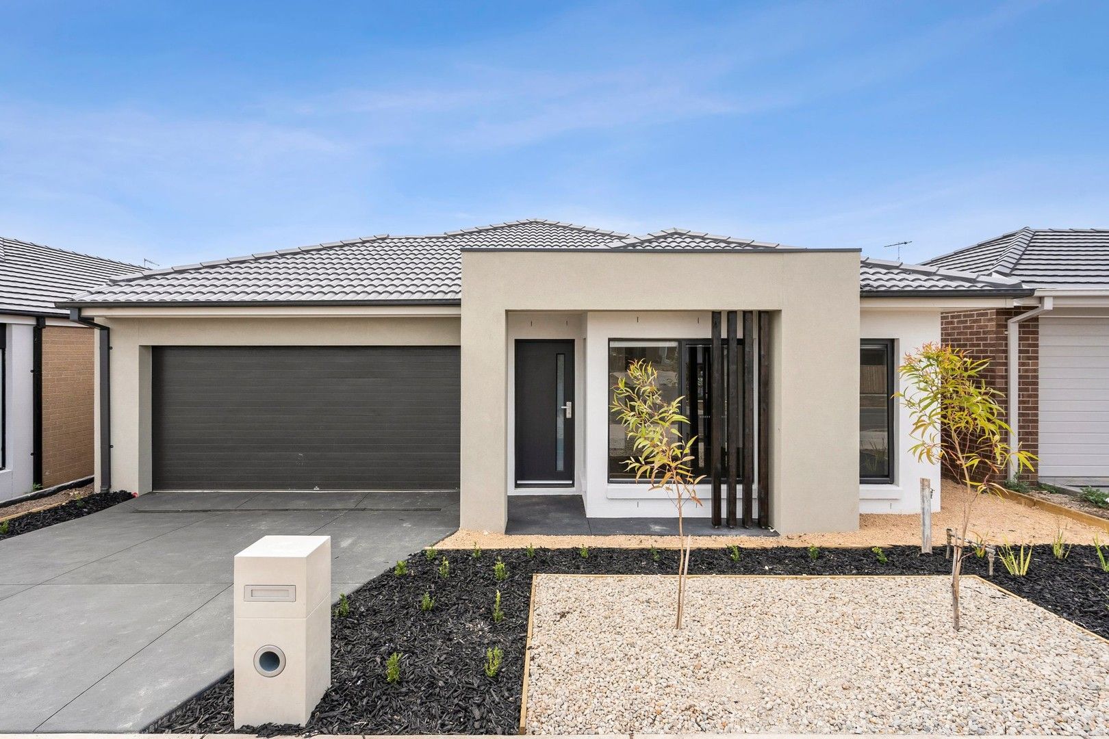 4 bedrooms House in 8 Abingdon Boulevarde LARA VIC, 3212