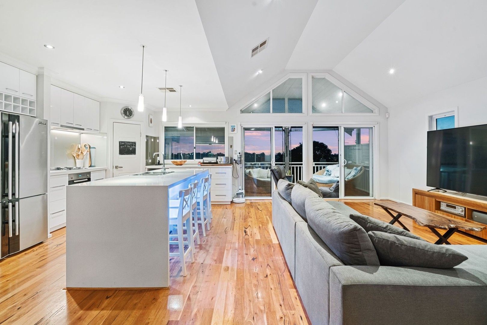 4 bedrooms House in 74A Northstead Street SCARBOROUGH WA, 6019
