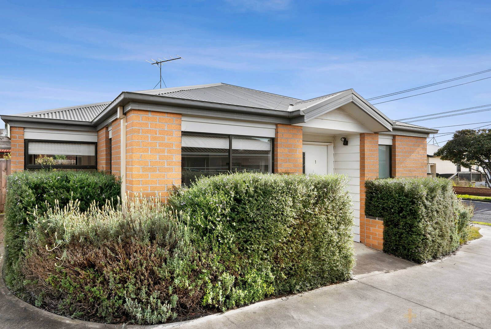 1/55 Isabella Street, Geelong West Property History & Address