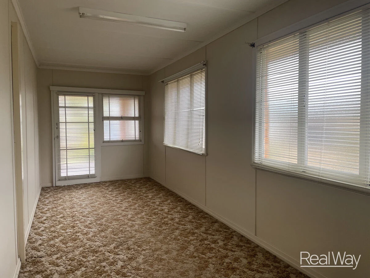 Additional image 5 of 41A Macquarie Street, Silkstone QLD 4304